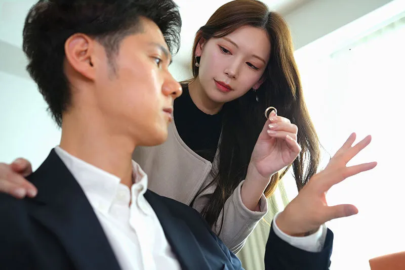 Vợ yêu đi đi chơi, gã chồng ở nhà bị nhỏ em vợ yêu gạ xxx không trượt phát nào